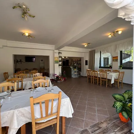 B&B La Via Del Sale 피뇨네